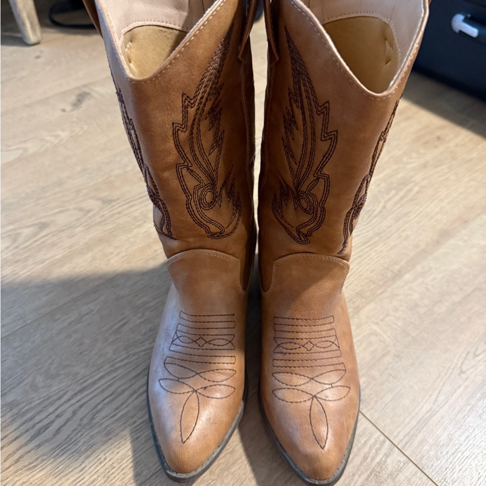 Women's Tan Cowboy Western Boots